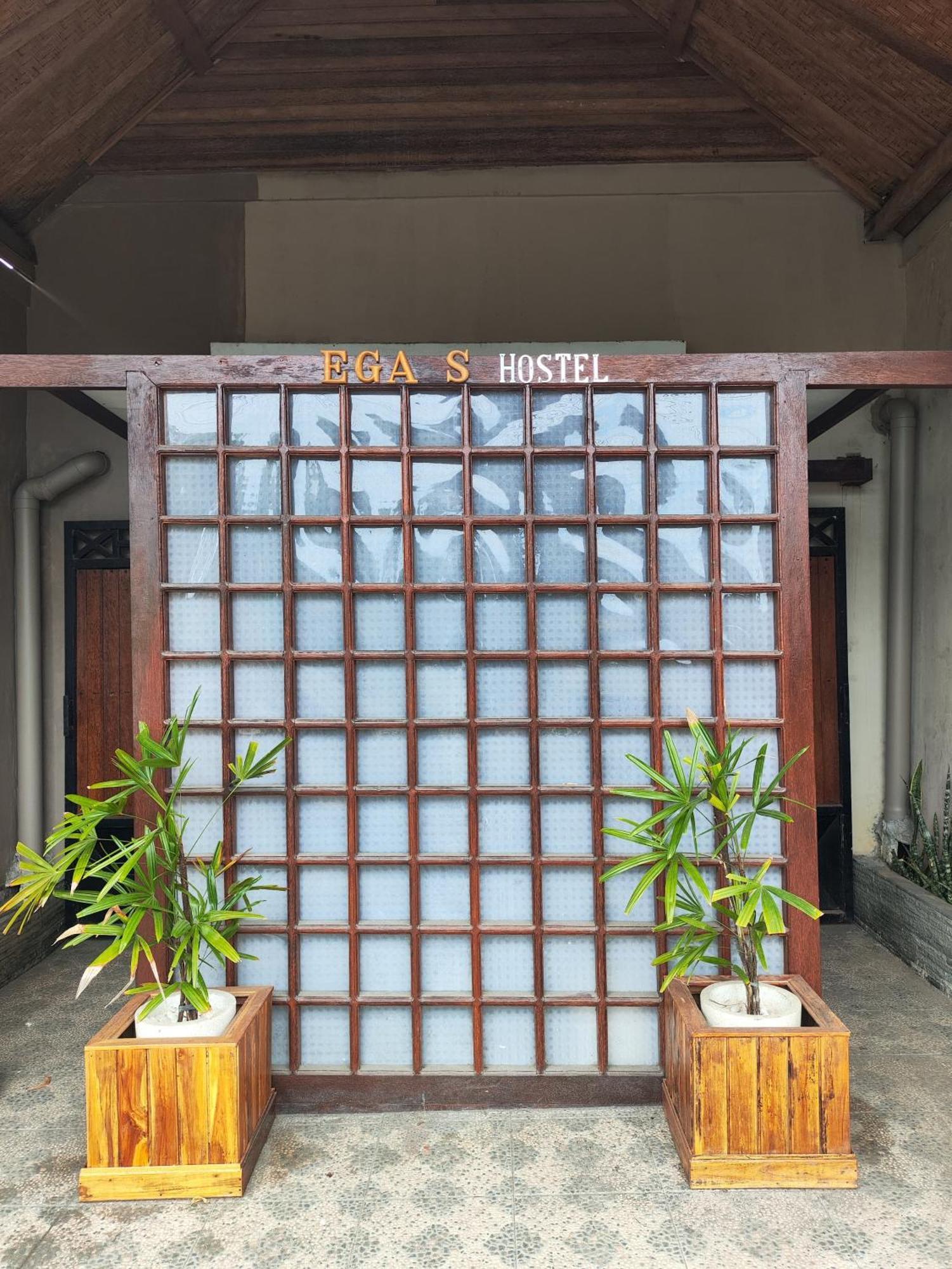 Ega S Hostel Batununggul 외부 사진