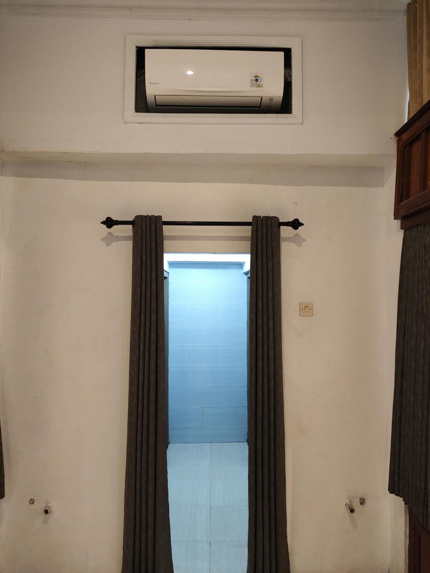 Ega S Hostel Batununggul 외부 사진