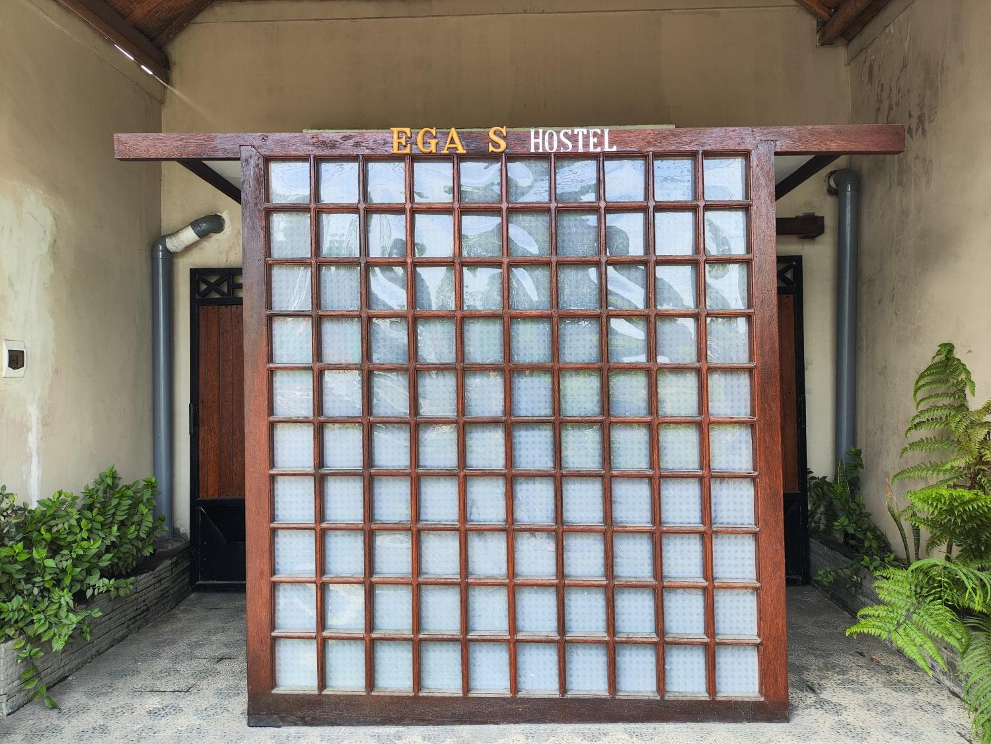 Ega S Hostel Batununggul 외부 사진